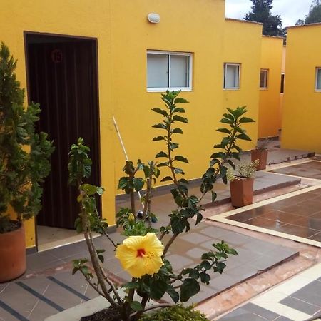 Hostal El Hangar Rionegro Exteriör bild
