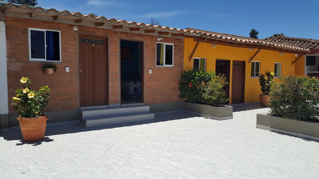 Hostal El Hangar Rionegro Exteriör bild