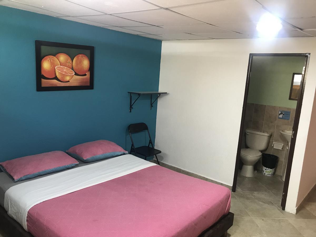 Hostal El Hangar Rionegro Exteriör bild
